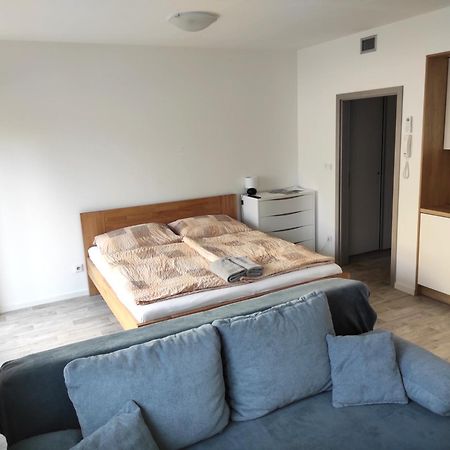 Apartman X06 Mikulov Extérieur photo
